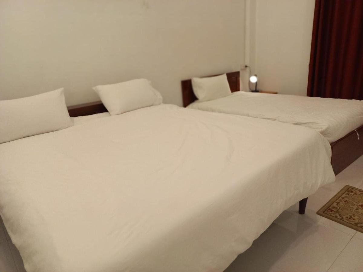 Sipanya Guesthouse Muang Phônsavan Extérieur photo